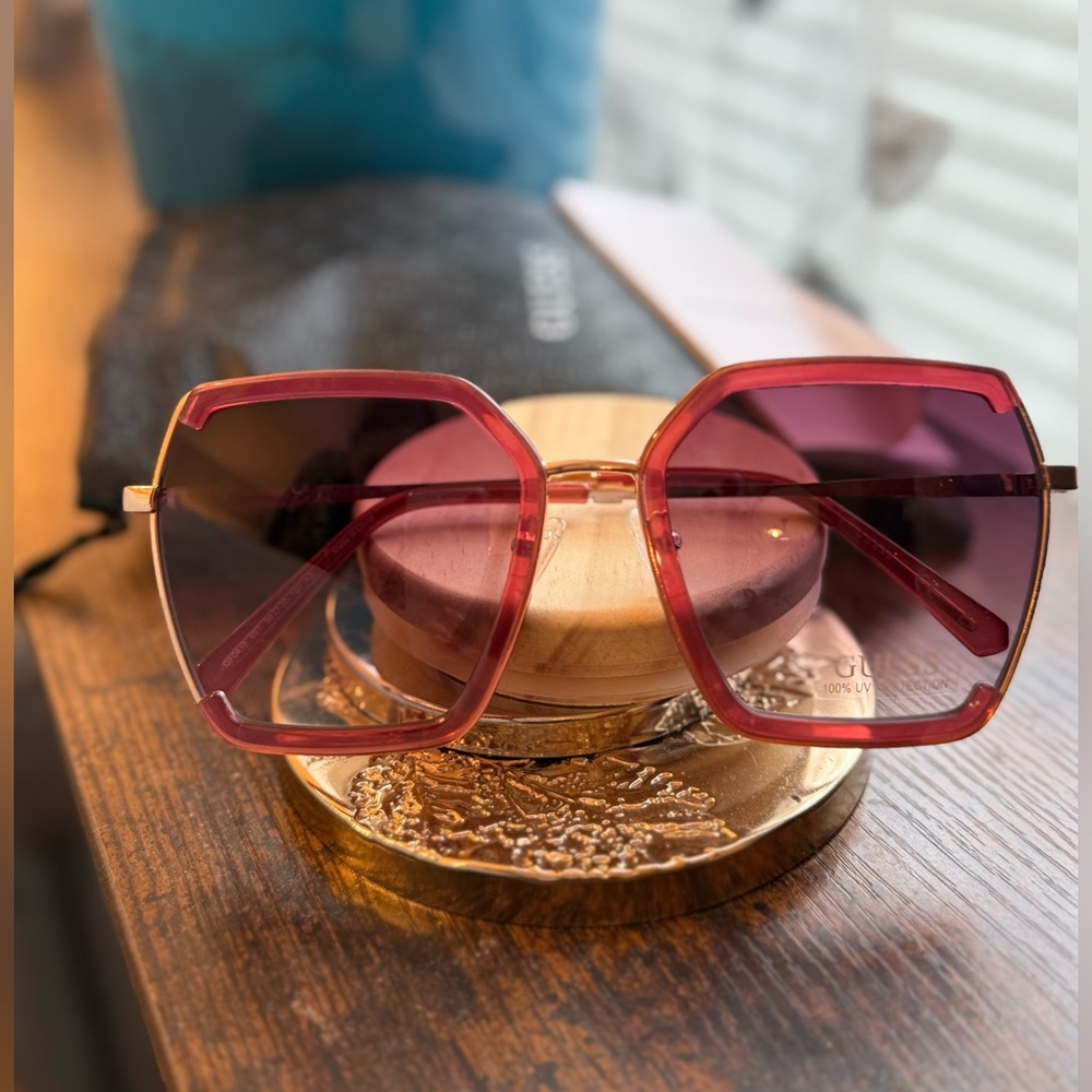 Guess Bordeaux Gradient Ladies Sunglasses